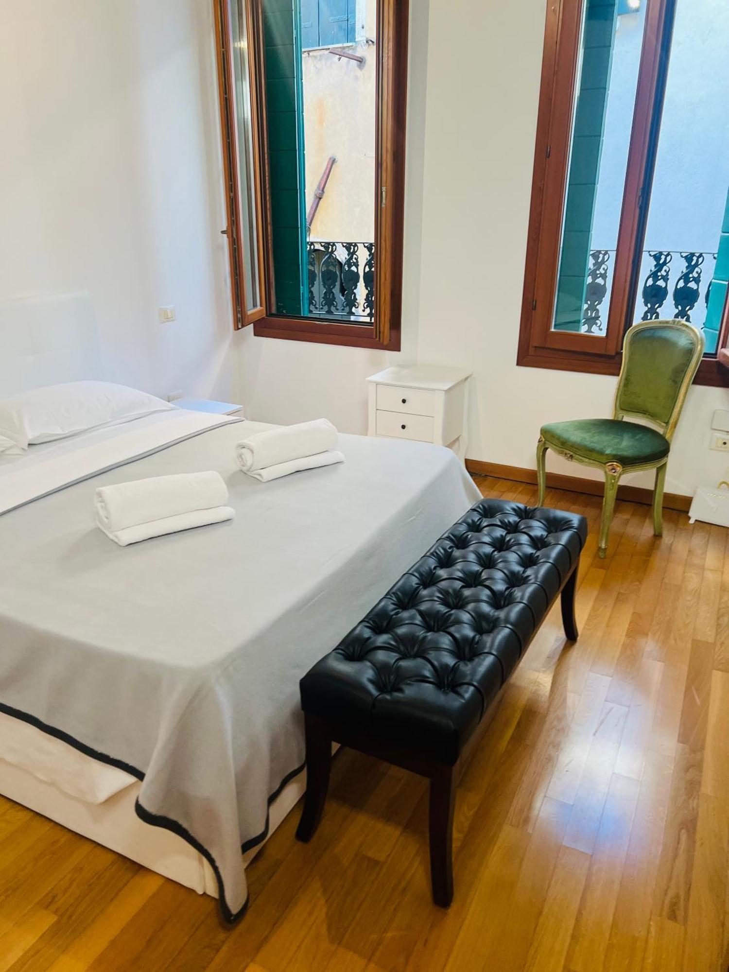 Ca Rialto Apartments Venise Extérieur photo
