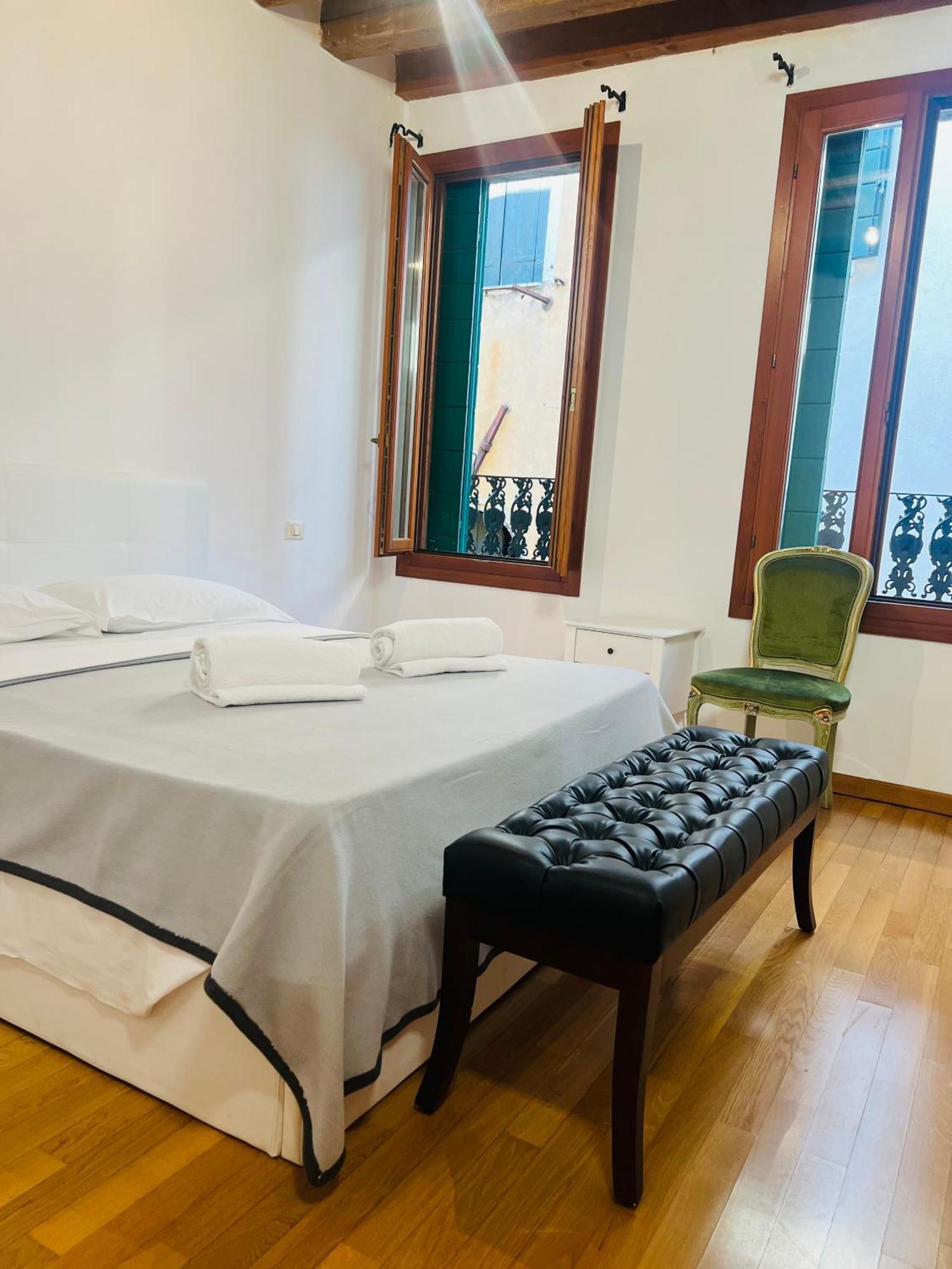 Ca Rialto Apartments Venise Extérieur photo